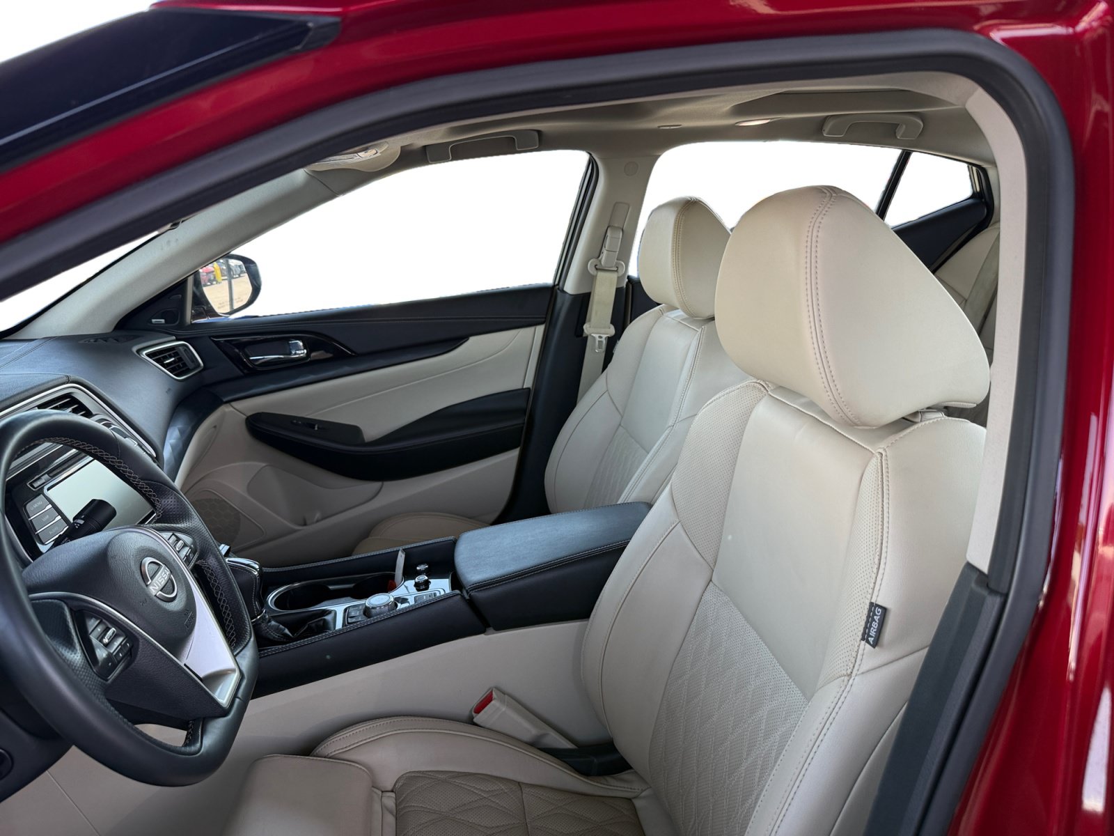 Used 2023 Nissan Maxima Platinum w/ Sport Mat Group FWD image 10