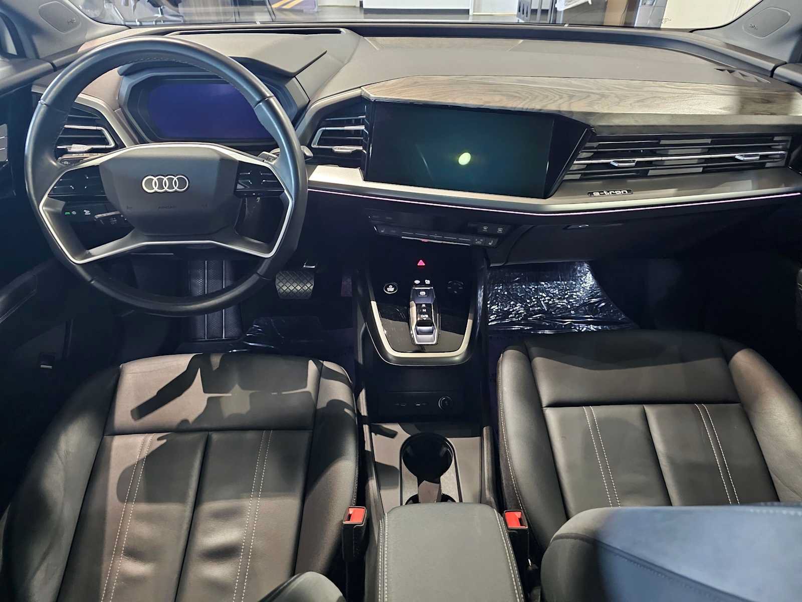Used 2023 Audi Q4 e-tron Prestige w/ 20" Wheel Package AWD/4WD image 20