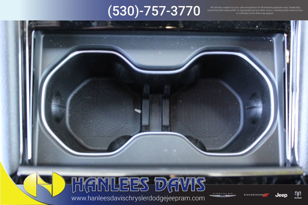 New 2023 Jeep Grand Cherokee Overland w/ MOPAR Finishing Package AWD/4WD image 20