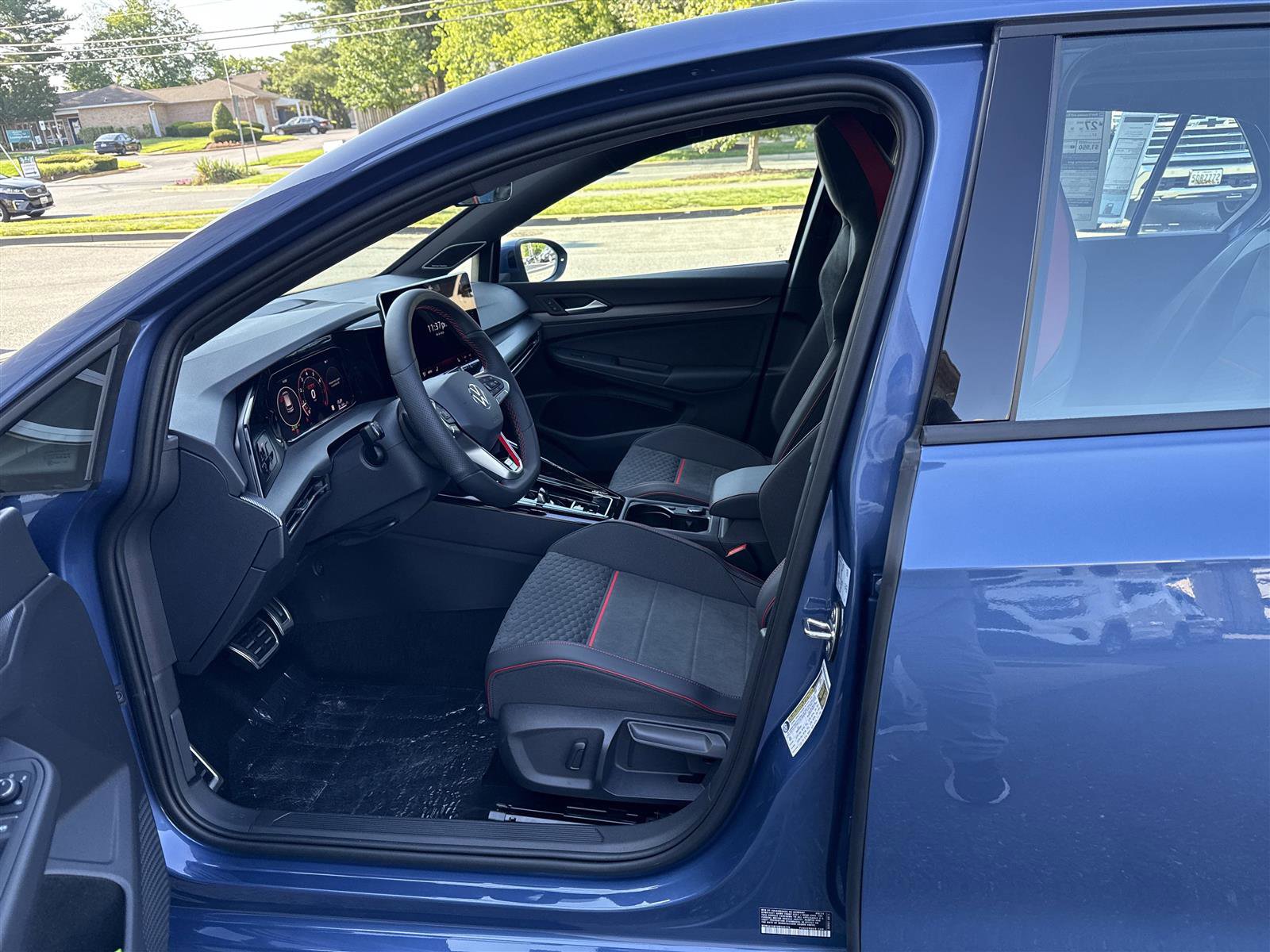 New 2025 Volkswagen GTI SE image 13