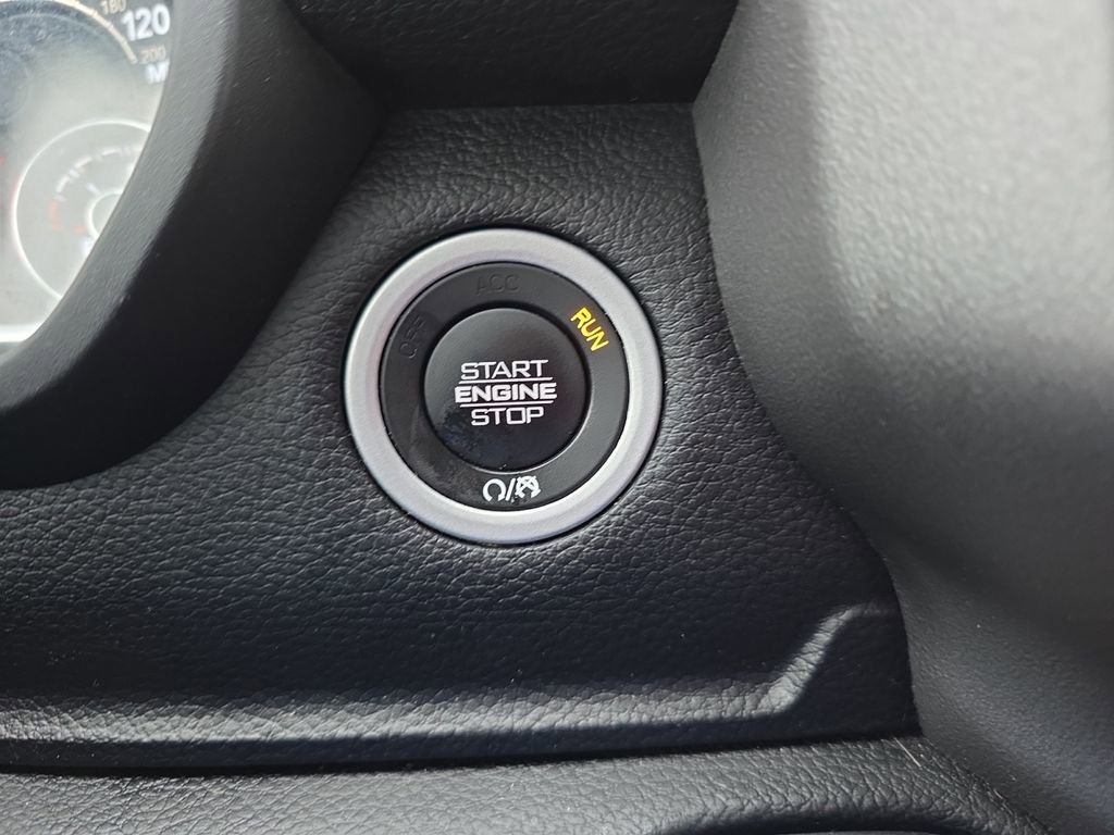 Used 2021 RAM 1500 Big Horn image 27