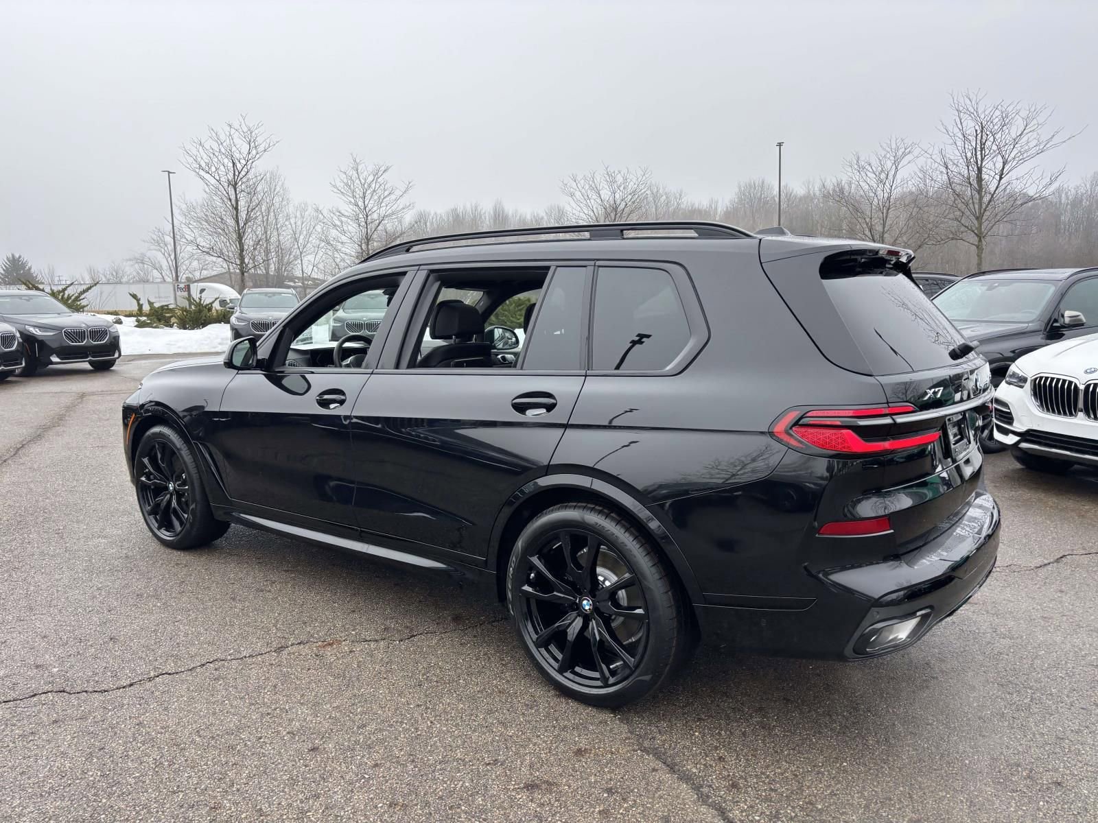 New 2026 BMW X7 xDrive40i image 5