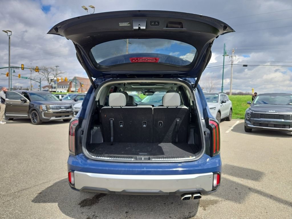 Used 2023 Kia Telluride SX image 8