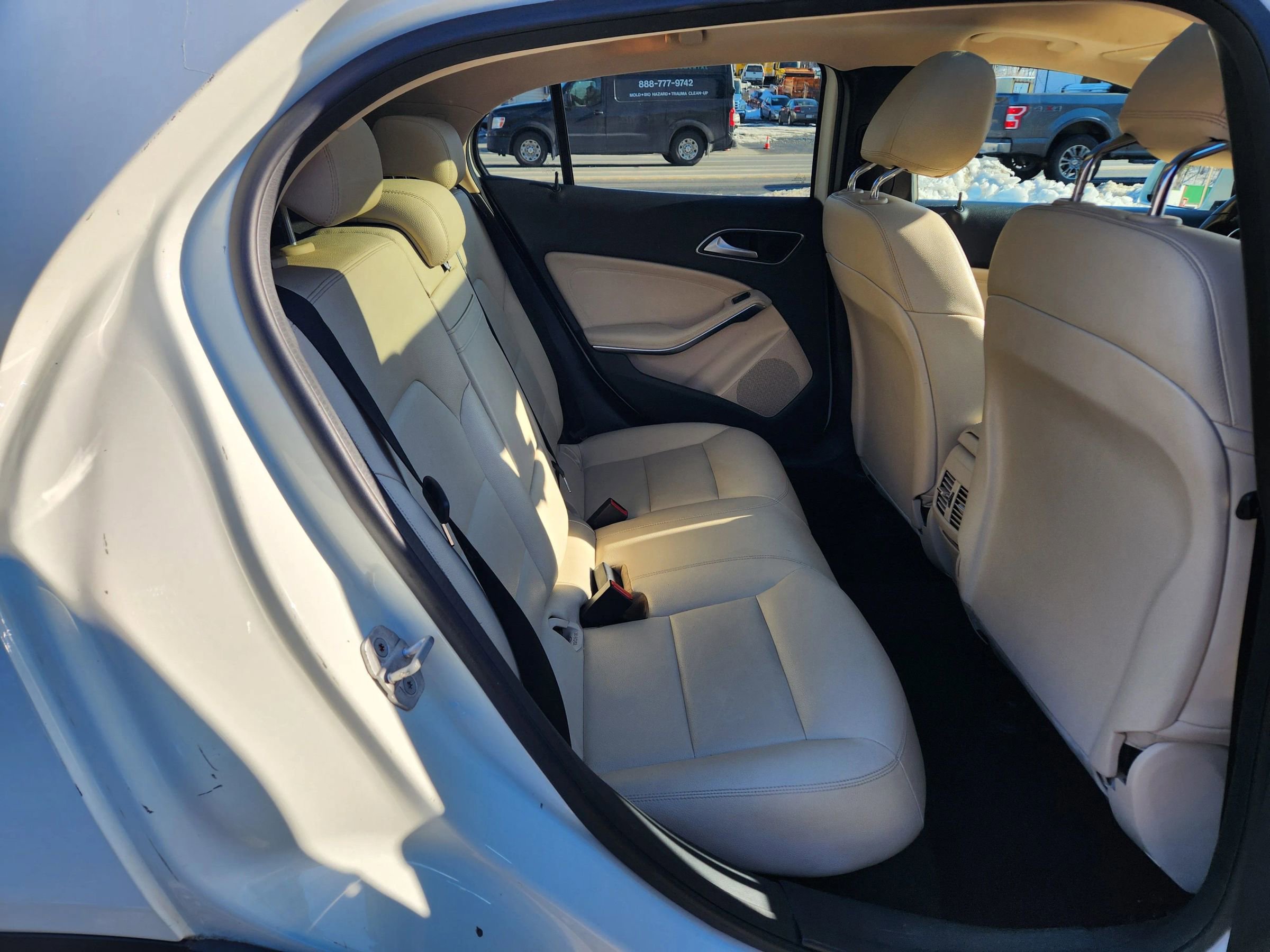 Used 2017 Mercedes-Benz GLA 250 image 18