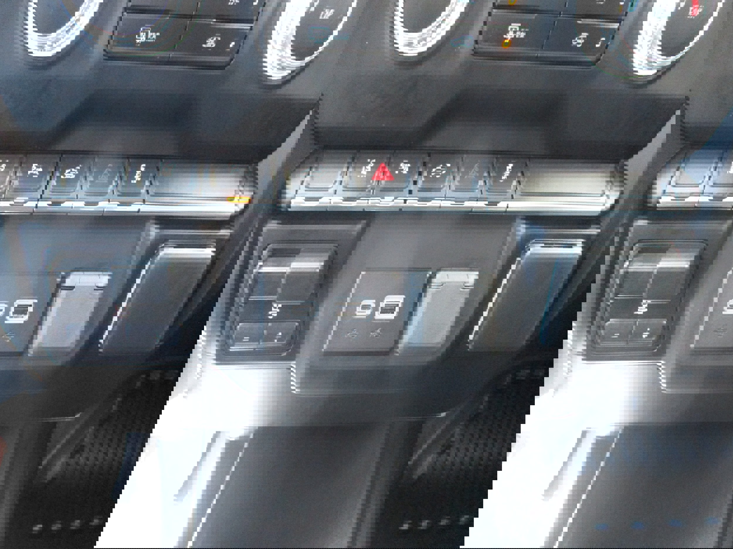 Used 2024 GMC Sierra 2500 Pro w/ 1SA Pro Safety Plus Package image 9