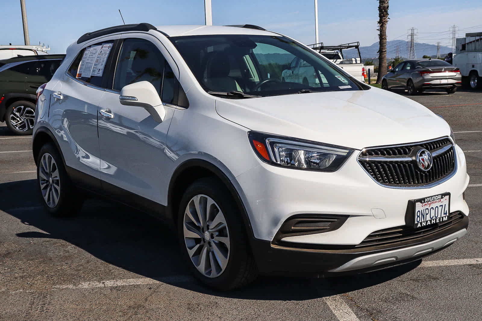 Used 2019 Buick Encore Preferred image 3