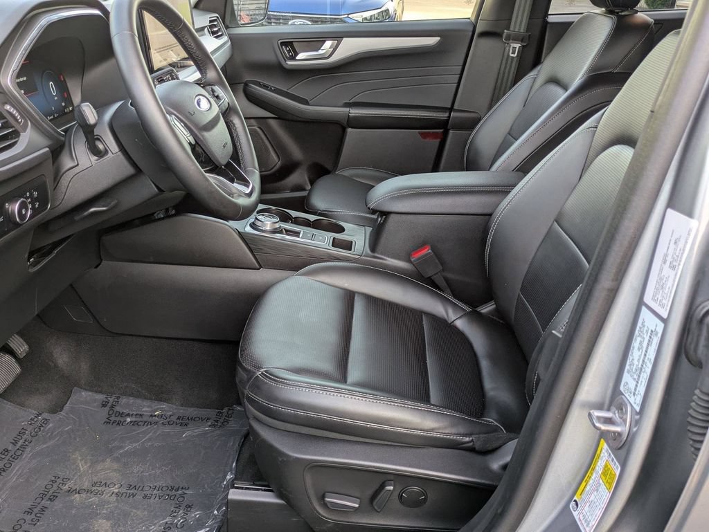 Used 2023 Ford Escape Platinum AWD/4WD image 10