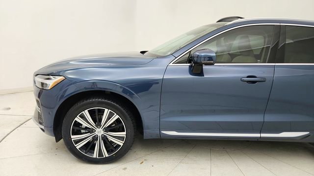 Used 2023 Volvo XC60 B5 Plus w/ Climate Package image 9
