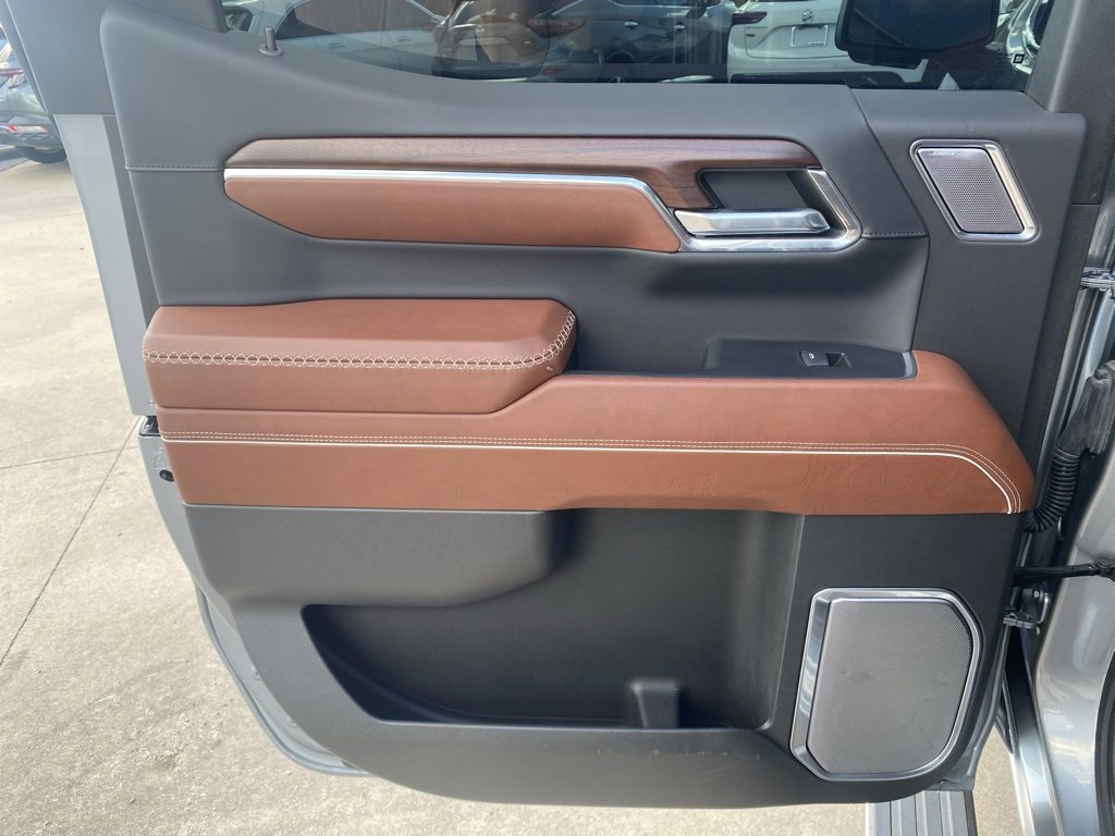 Used 2024 GMC Sierra 1500 Denali Ultimate image 14