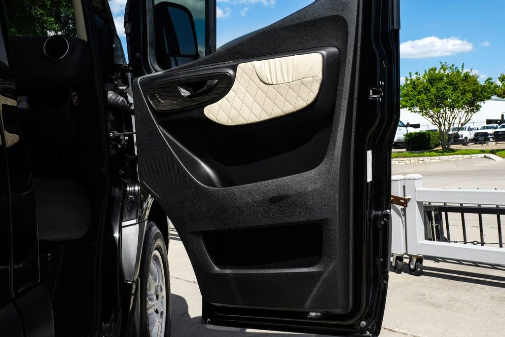 Used 2020 Mercedes-Benz Sprinter 3500 w/ Windows All Around Package image 65