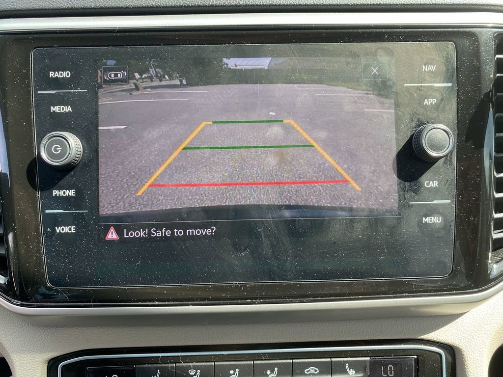 Used 2022 Volkswagen Atlas SEL R-Line image 21