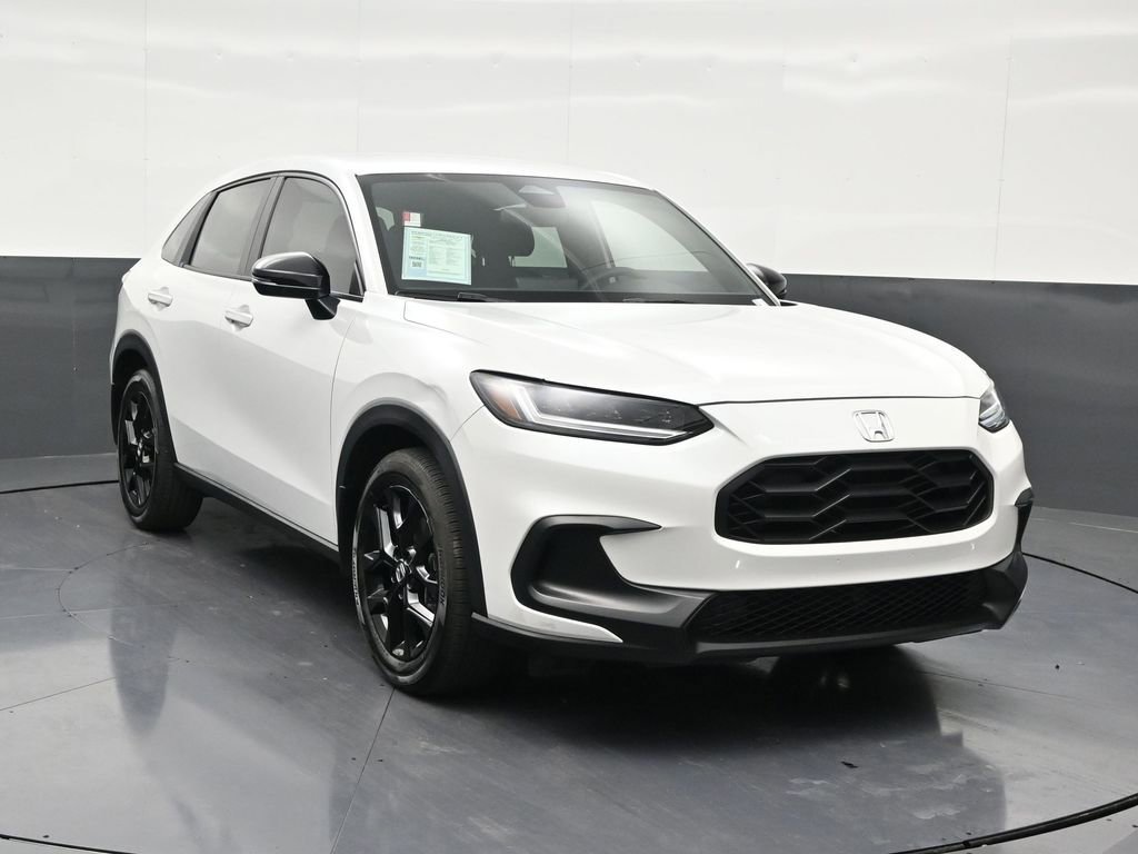 Used 2025 Honda HR-V Sport image 7