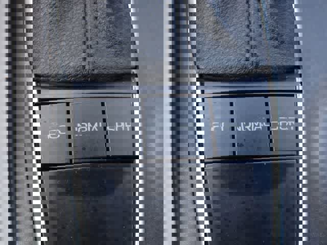 Used 2023 Toyota Camry LE image 25