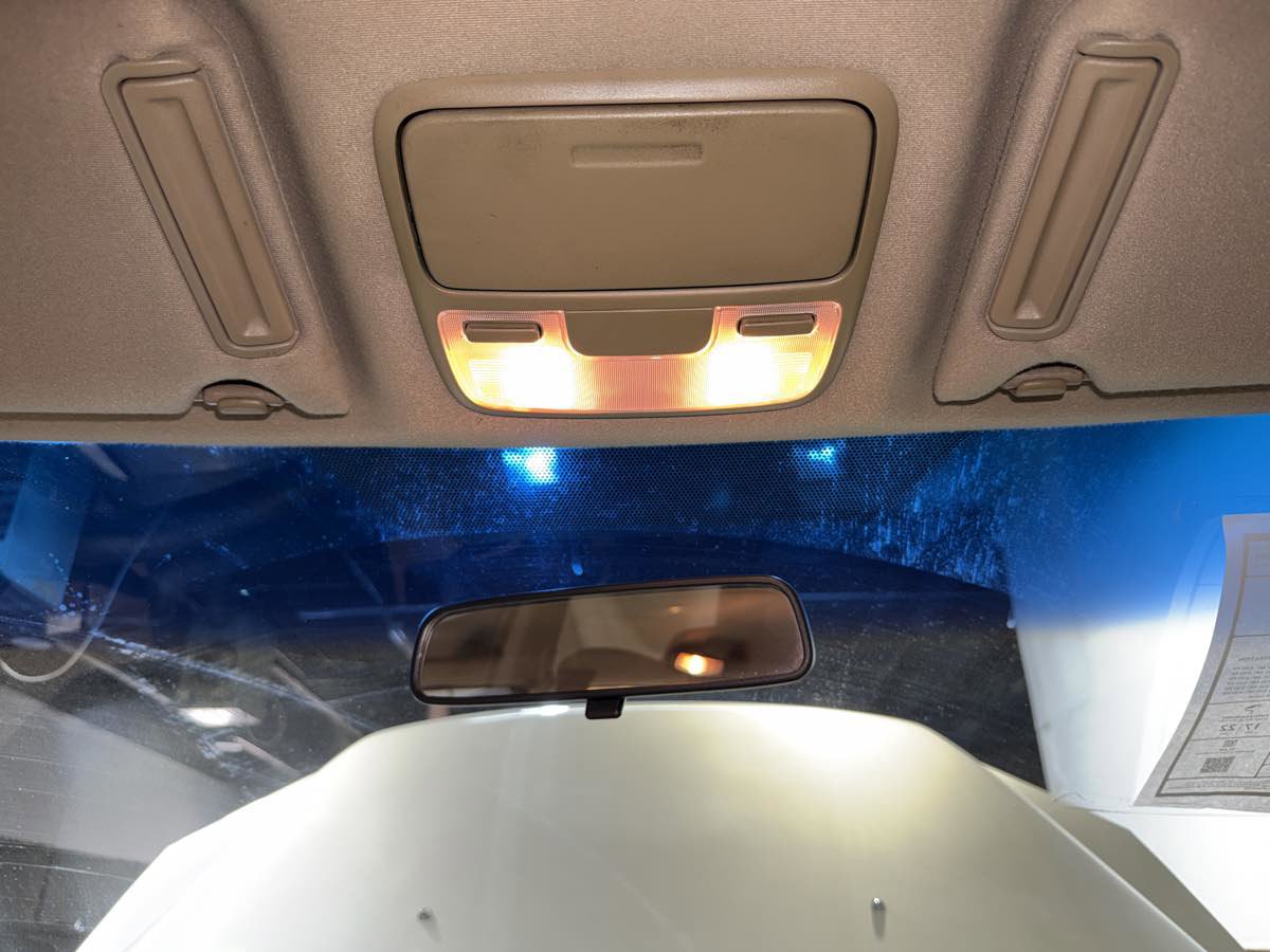 Used 2004 Honda Pilot LX image 21