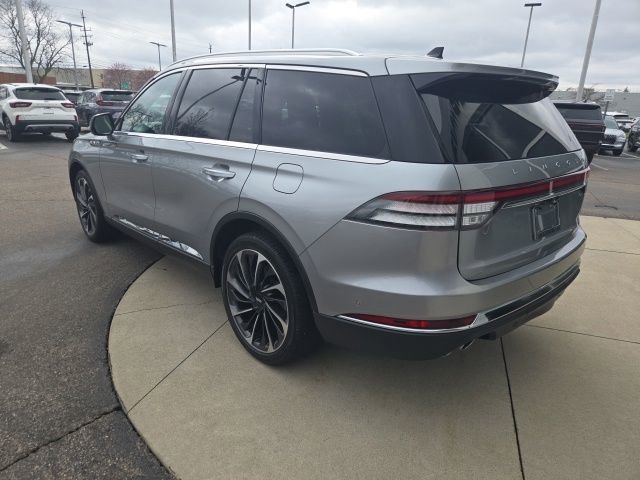 Used 2023 Lincoln Aviator Reserve w/ Equipment Group 201A image 19