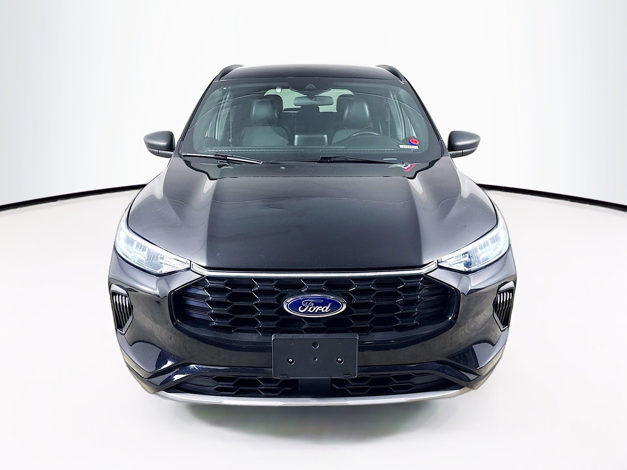 Used 2024 Ford Escape ST-Line image 3