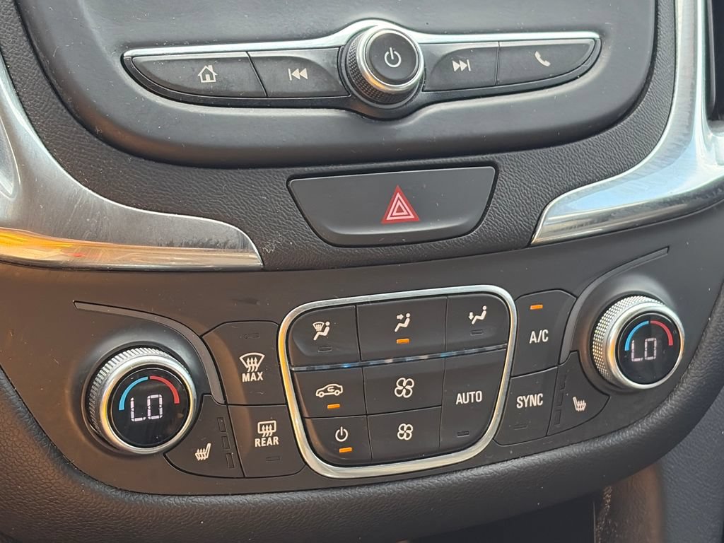 Used 2019 Chevrolet Equinox LT AWD/4WD image 23