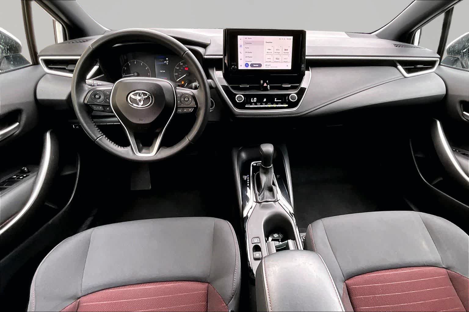 Certified 2024 Toyota Corolla SE FWD image 16