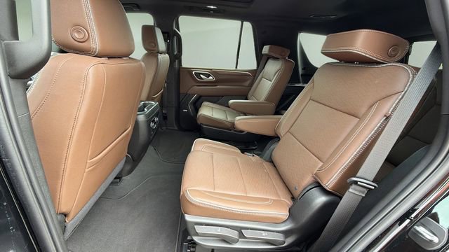 Used 2024 Chevrolet Tahoe High Country AWD/4WD image 24
