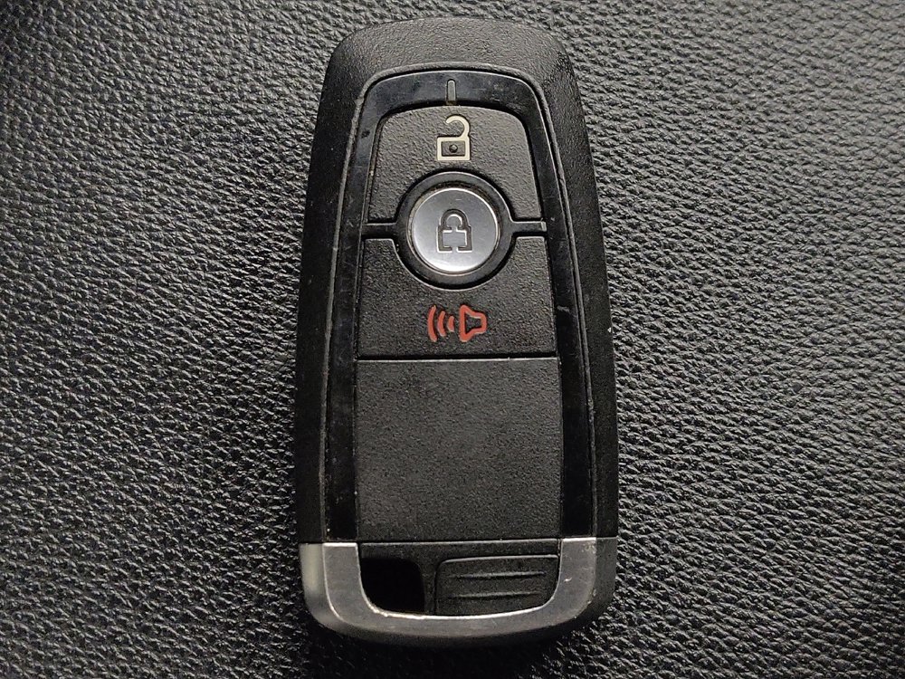 Used 2019 Ford EcoSport Titanium FWD image 32