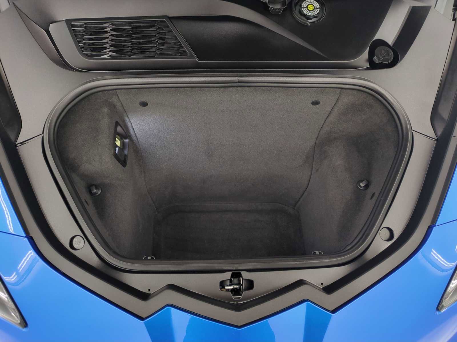 Used 2024 Chevrolet Corvette Stingray Premium Cpe w/ Z51 Performance Package image 24