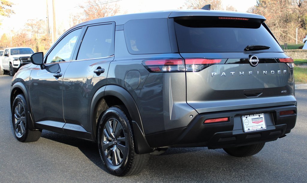 Certified 2024 Nissan Pathfinder S image 8