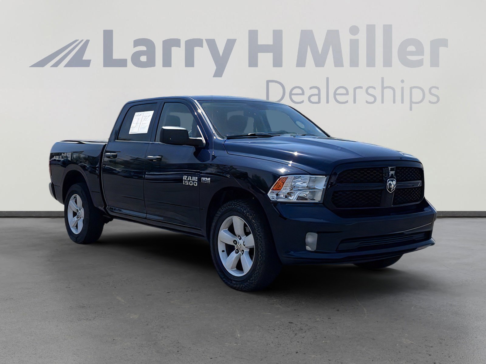 Used 2015 RAM 1500 Express image 8