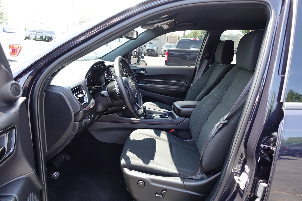 Used 2025 Dodge Durango GT w/ Blacktop Package AWD/4WD image 20