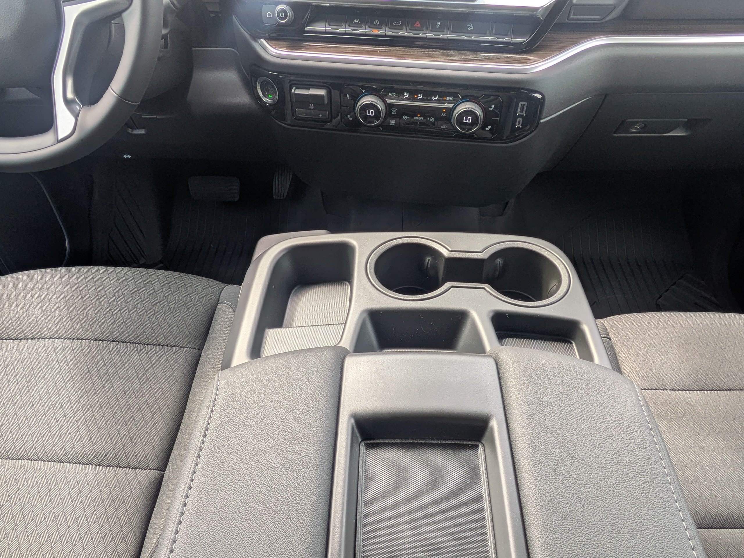 New 2026 Chevrolet Silverado 1500 LT w/ Z71 Off-Road Package AWD/4WD image 19