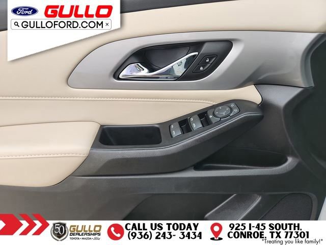 Used 2023 Chevrolet Traverse LS FWD image 18