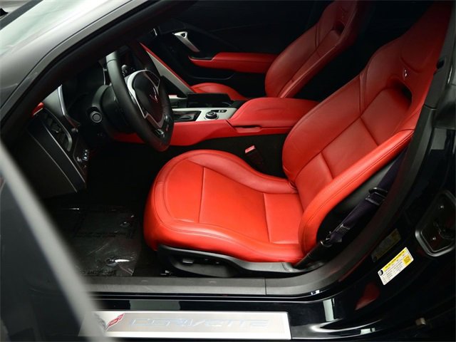 Used 2015 Chevrolet Corvette Z06 w/ 2LZ Preferred Equipment Group image 3