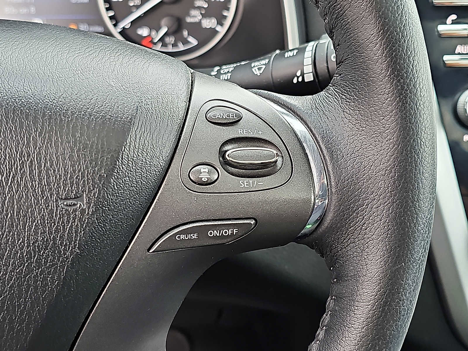 Used 2020 Nissan Murano SV w/ Premium Package AWD/4WD image 23