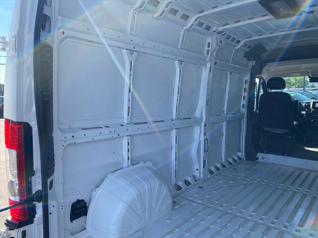 Used 2026 RAM ProMaster 2500 w/ Convenience Group FWD image 22