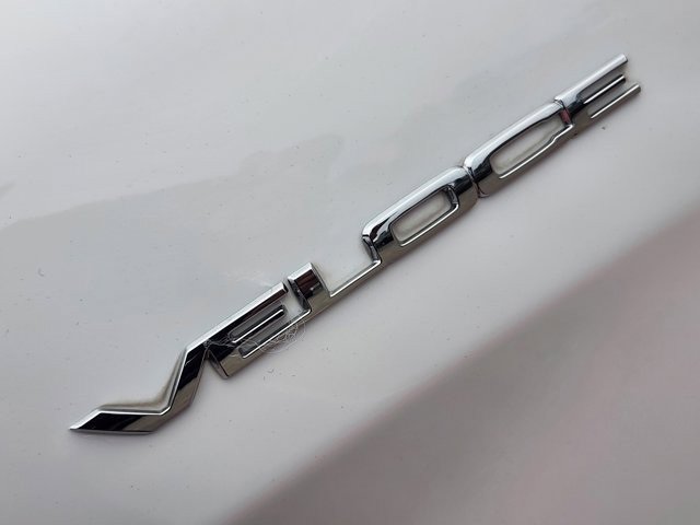 Used 2024 Alfa Romeo Stelvio Veloce image 11