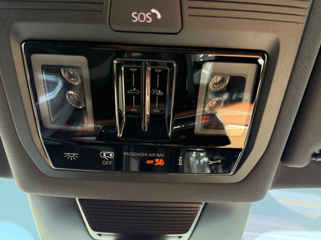 New 2026 Volkswagen Tiguan SEL R-Line AWD/4WD image 19