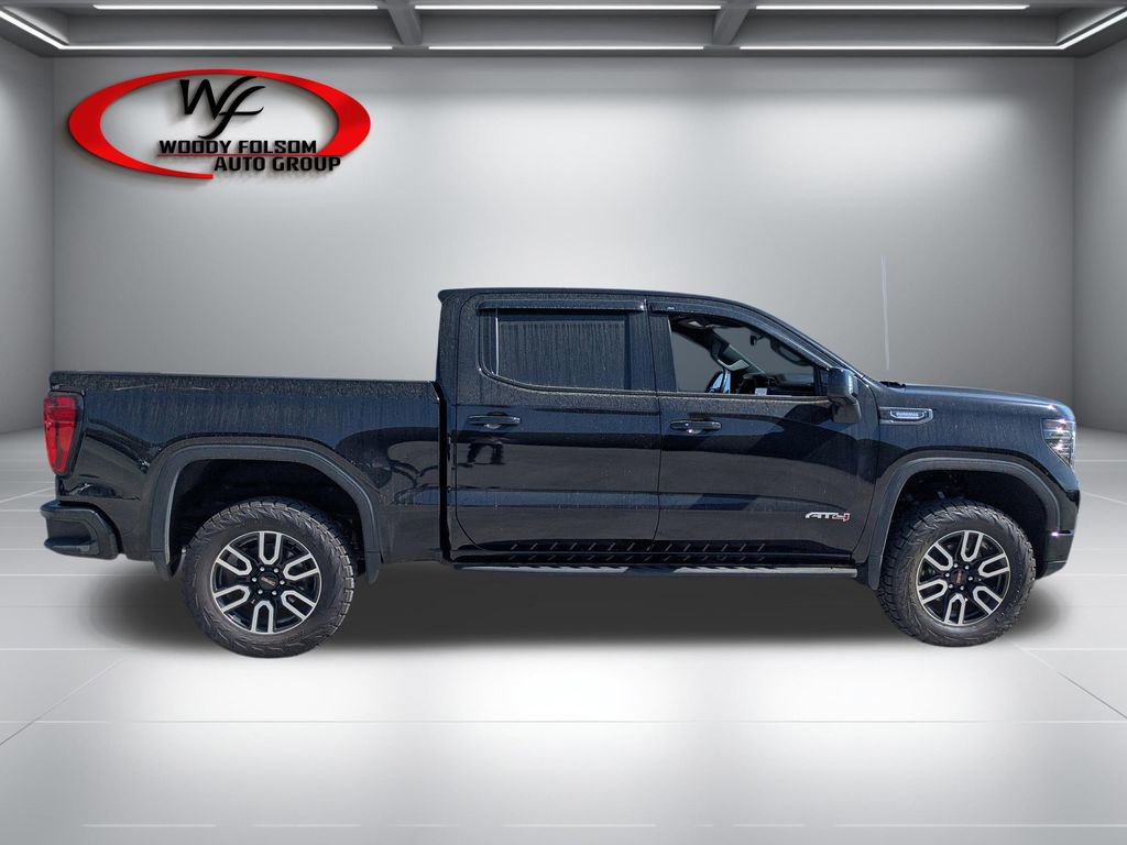 Used 2024 GMC Sierra 1500 AT4 w/ Technology Package AWD/4WD image 2