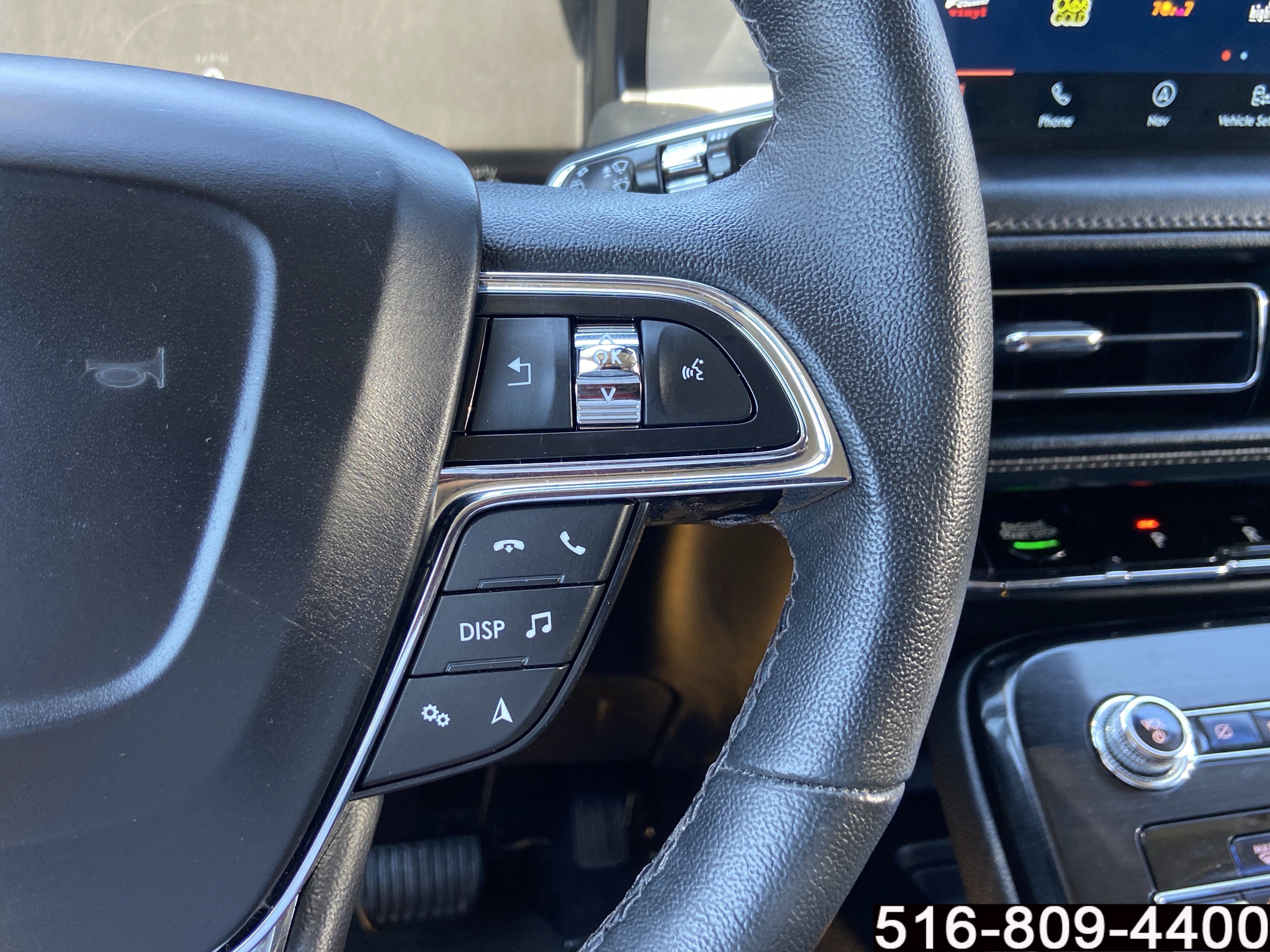 Used 2022 Lincoln Nautilus AWD w/ Premium Package image 15