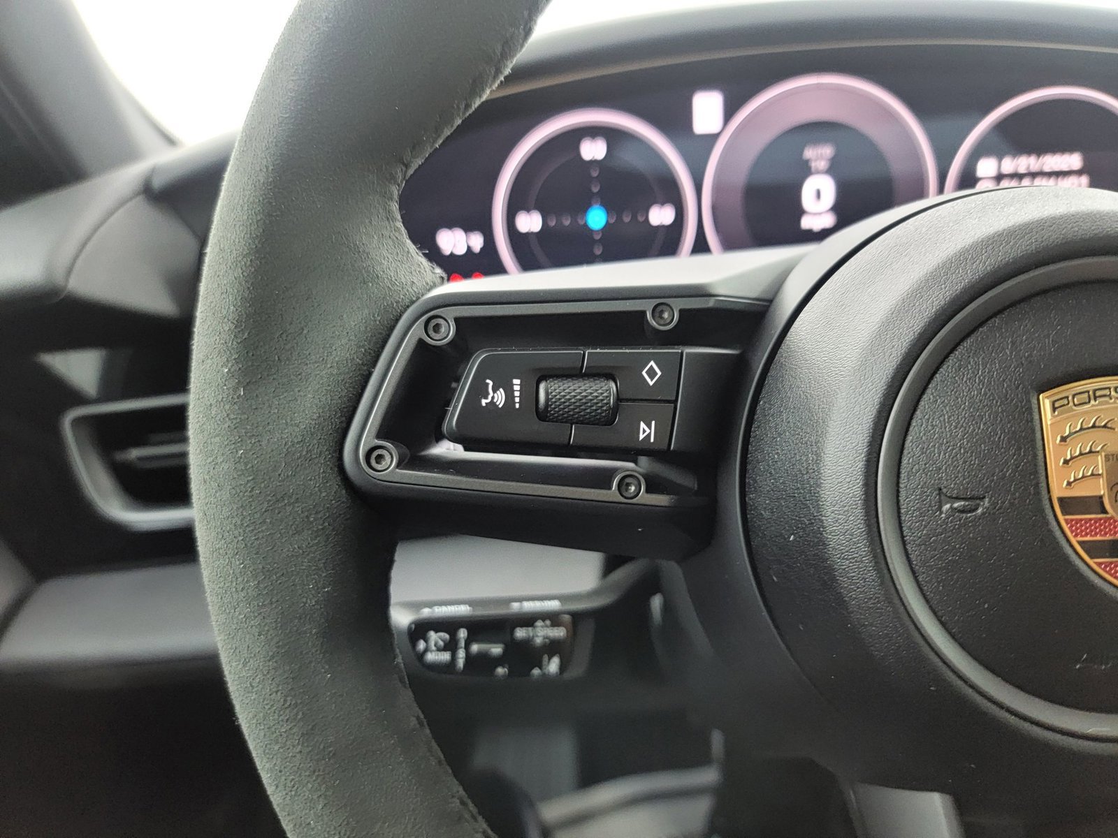 New 2025 Porsche Taycan AWD/4WD image 20
