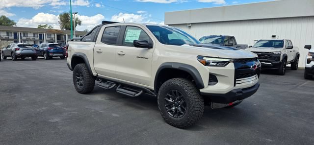 New 2026 Chevrolet Colorado ZR2 w/ Midnight Edition