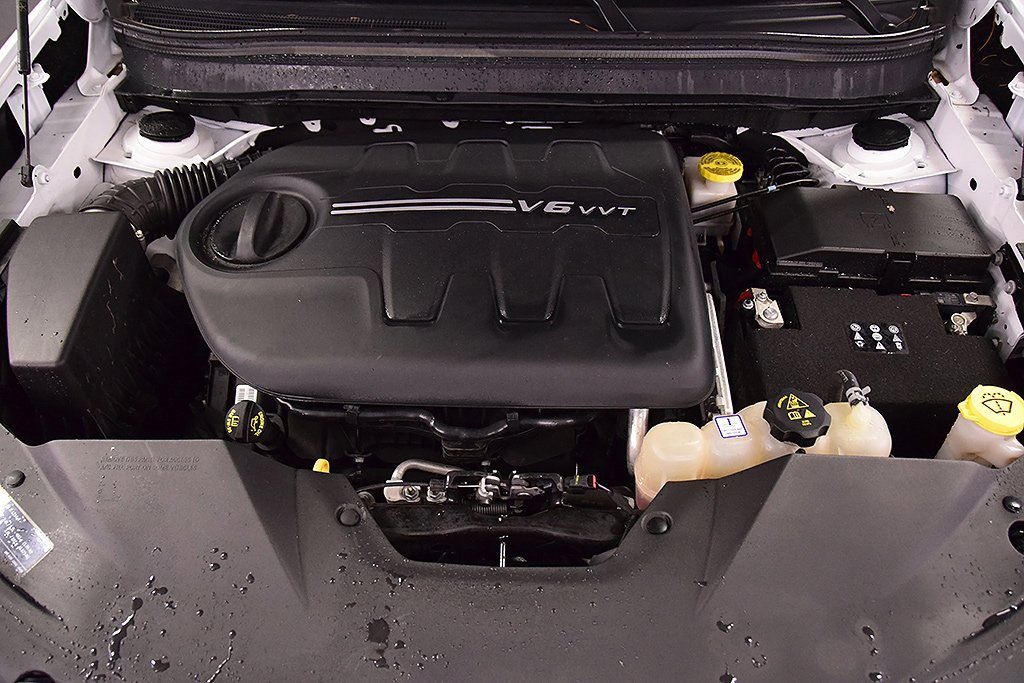 Used 2022 Jeep Cherokee Limited w/ Elite Package image 36