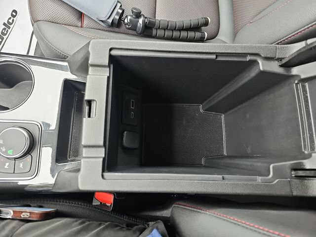 Used 2025 Chevrolet Blazer RS FWD image 37