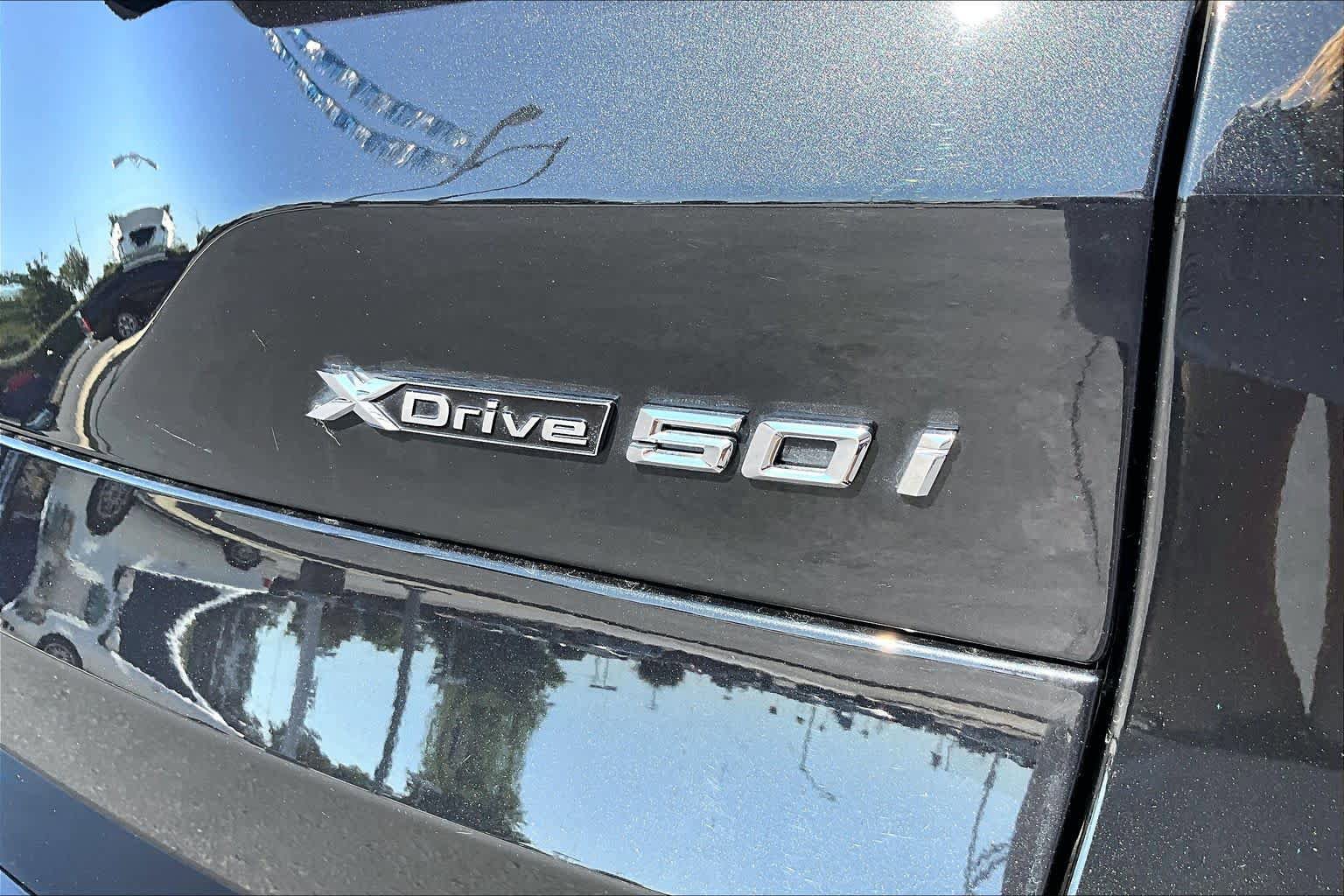Used 2019 BMW X5 xDrive50i w/ M Sport Package AWD/4WD image 9