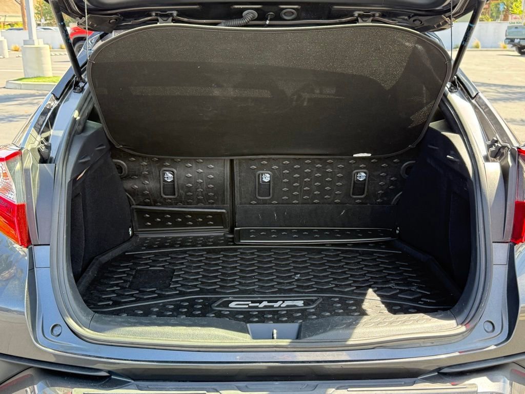 Used 2021 Toyota C-HR Nightshade image 16