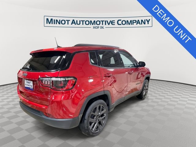 New 2026 Jeep Compass Latitude image 8