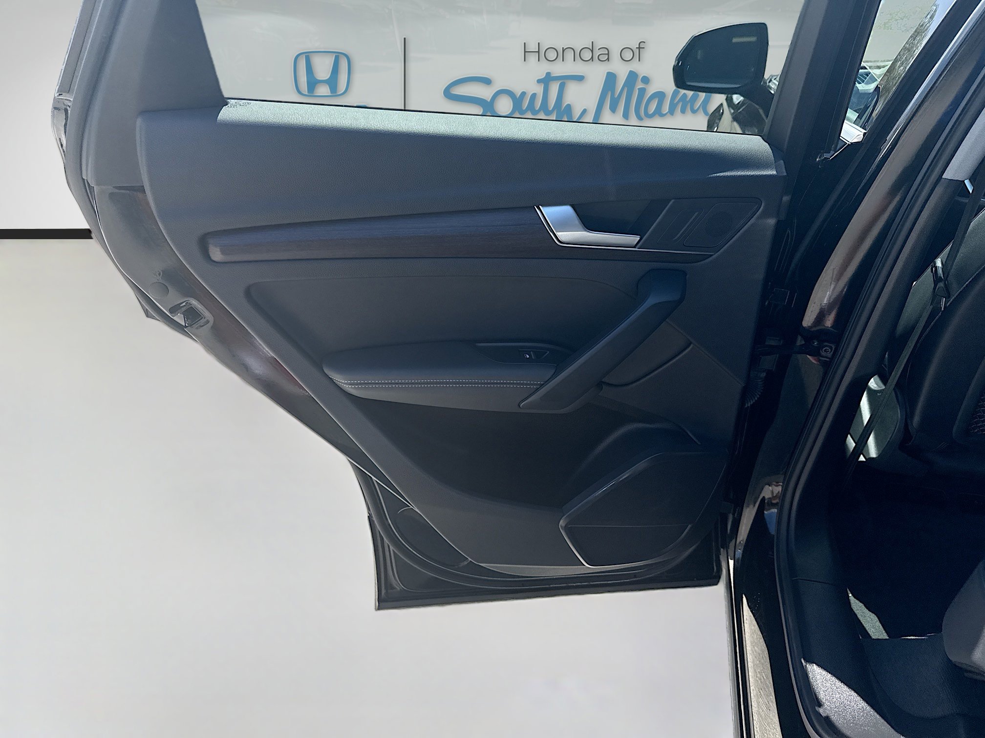 Used 2021 Audi Q5 Premium Plus w/ Premium Plus Package image 25