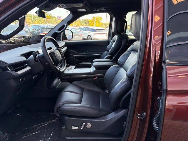 New 2027 Lincoln Navigator Reserve AWD/4WD image 14