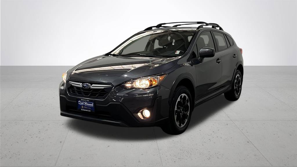 Used 2022 Subaru Crosstrek 2.0i Premium w/ Moonroof Package AWD/4WD image 2