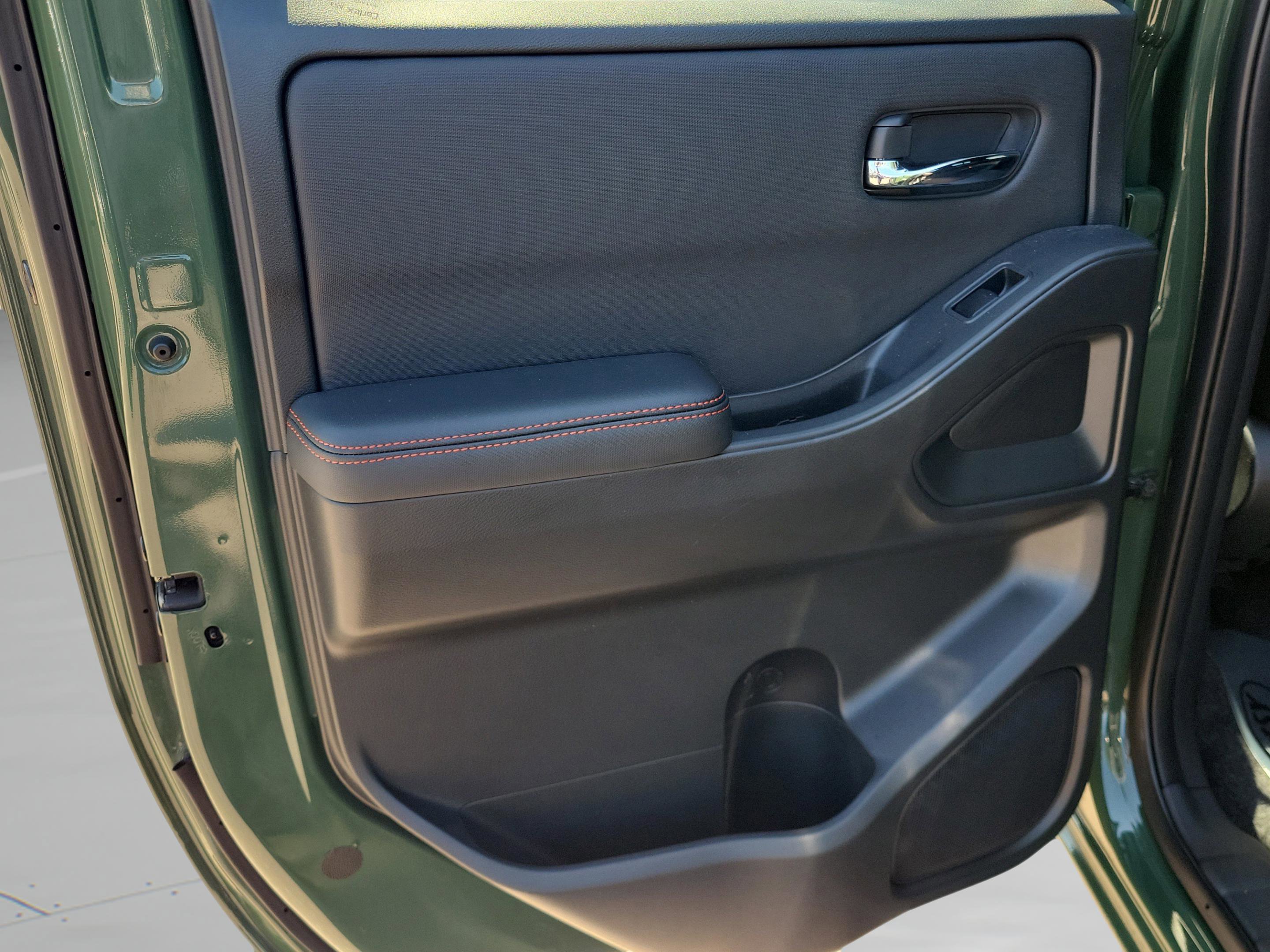 Certified 2024 Nissan Frontier Pro-X w/ Pro Premium Package image 11