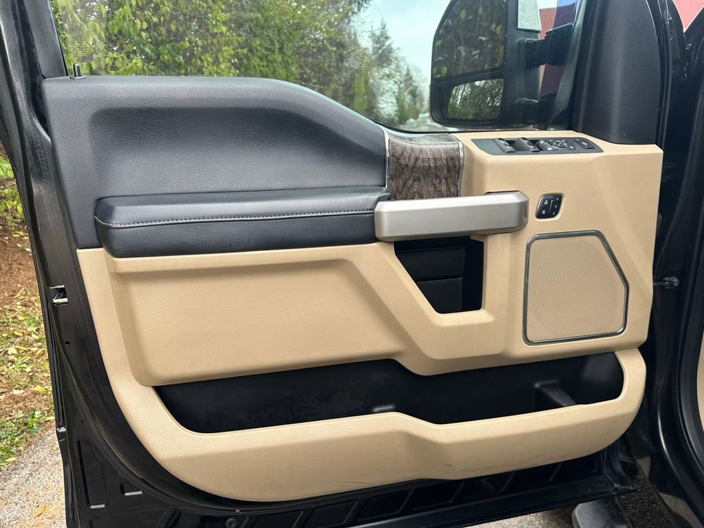 Used 2017 Ford F350 Lariat w/ Lariat Value Package image 8