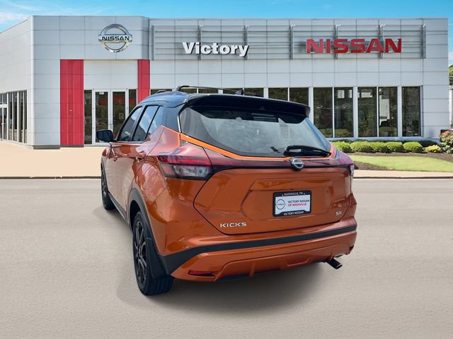 Used 2023 Nissan Kicks SR w/ SR Premium Package FWD image 5